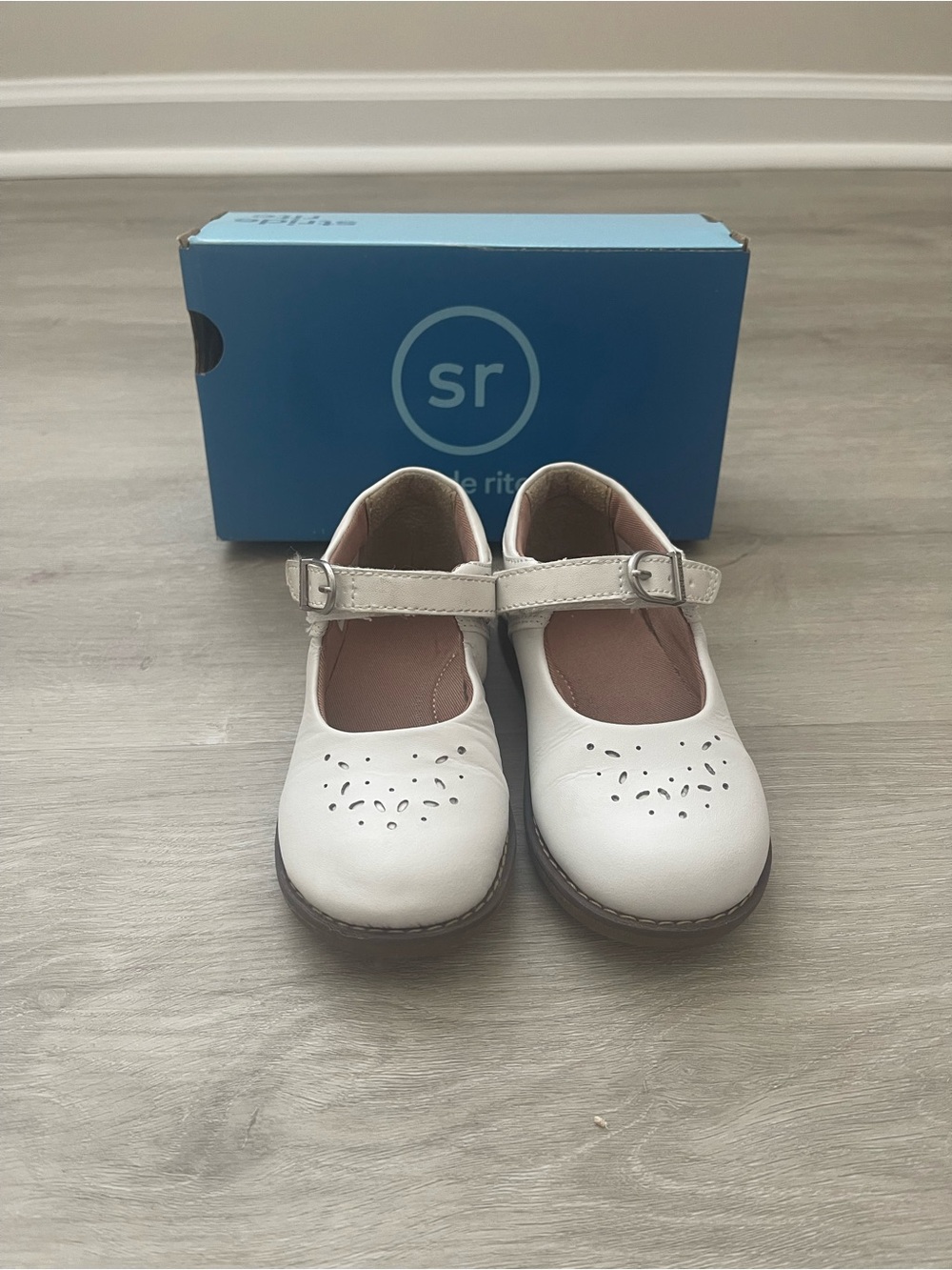 Stride Rite White Girls' Mary Jane Shoes with Buckle